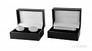 Set manžetových knoflíčků a spon na kravatu s rytinou monogramu DB vyrobené na zakázku